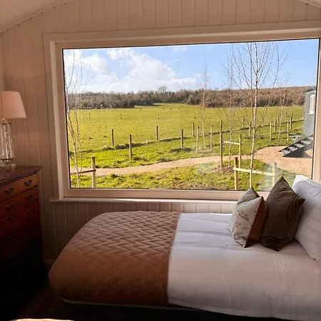 Unique Luxury On Private Organic Farm In The Burren Corofin (Clare)