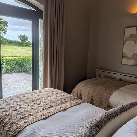 Unique Luxury On Private Organic Farm In The Burren Corofin (Clare)