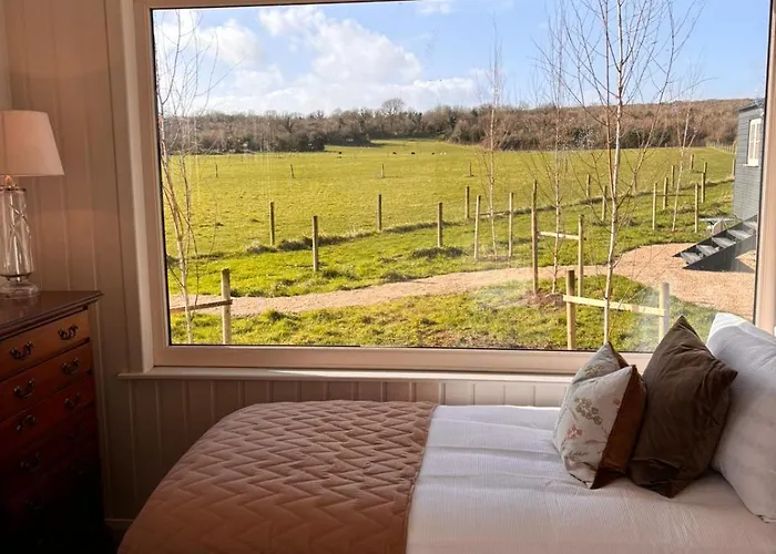 Hideaway Huts In The Burren Corofin (Clare)