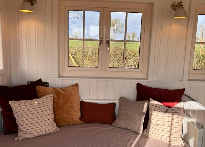 Semesterbostad Hideaway Huts In The Burren *